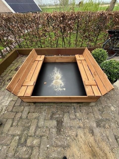 nieuwe vurenhouten zandbak met deksel, Ophalen, Nieuw