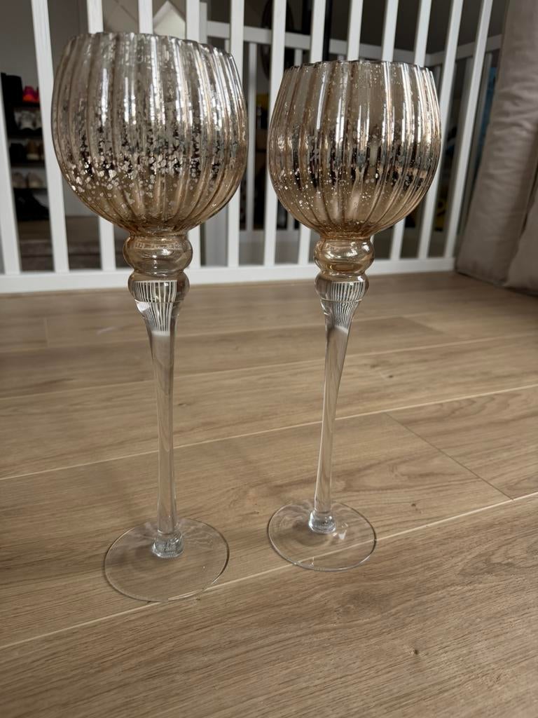 Waxinelichthouder op voet goud, Ophalen of Verzenden, Zo goed als nieuw, Overige materialen, Minder dan 25 cm