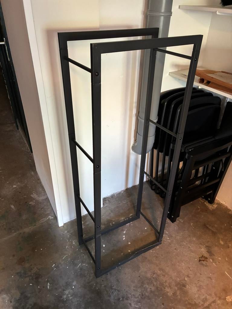 Robuuste en mooie houtopslag, Minder dan 3 m³, Ophalen