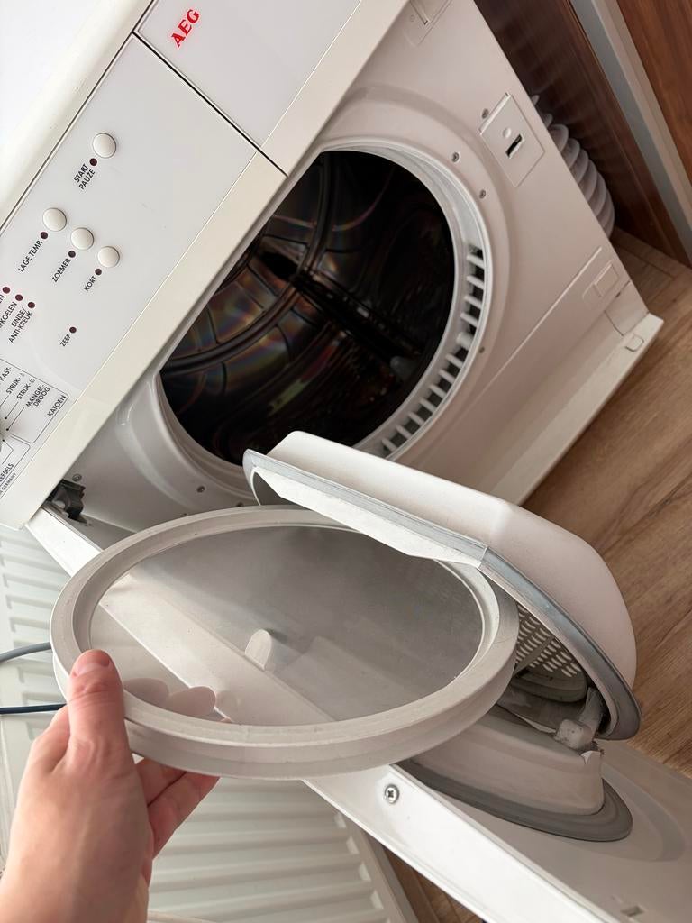 AEG Lavatherm 37330 Luchtafvoer Wasdroger, Ophalen, 6 tot 8 kg, Gebruikt, Luchtafvoer