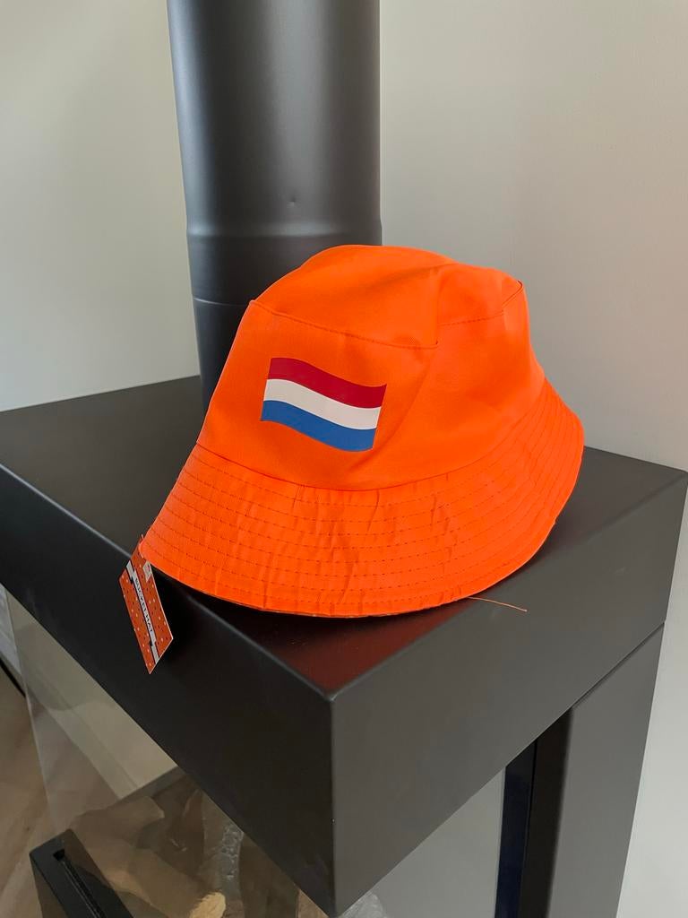 Oranje buckethat met Nederlandse vlag, Ophalen of Verzenden, Nieuw, One size fits all, Hoed