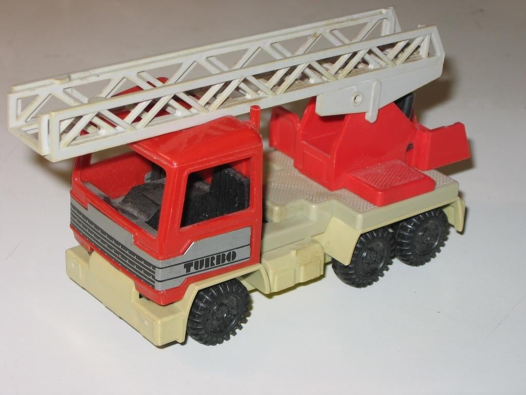 Bison Turbo DDR - Tatra? Fire Truck, Hobby en Vrije tijd, Ophalen of Verzenden, Gebruikt, Bus of Vrachtwagen, Overige merken