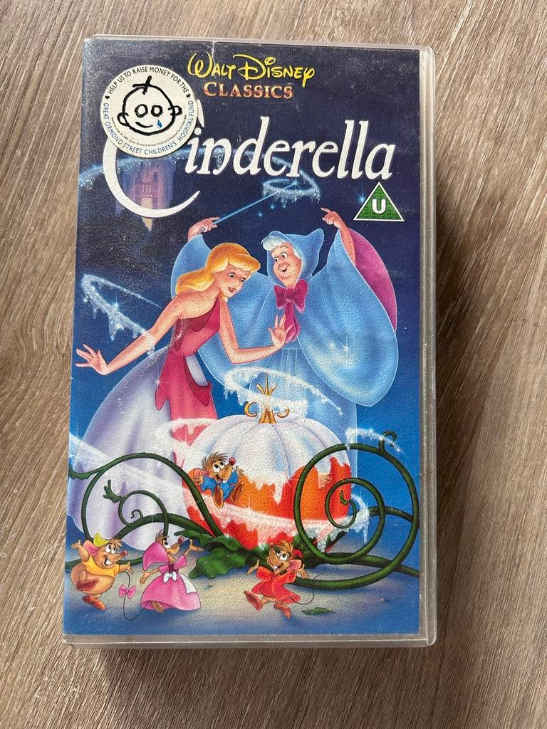 Walt Disney's Assepoester - Engelse VHS Videoband, Alle leeftijden, Ophalen of Verzenden, Gebruikt, Overige genres