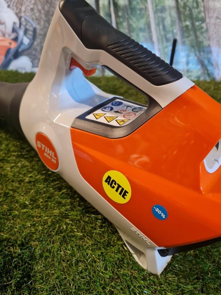 BGA 3O SET met garantie, Tuin en Terras, Bladblazers, Ophalen of Verzenden, Zo goed als nieuw, STIHL, Accu