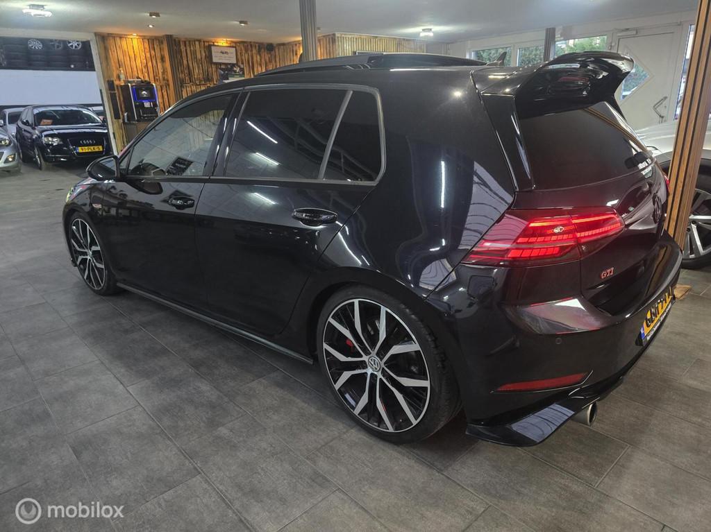 Volkswagen Golf 2.0 TSI GTI Performance/ Pano/ Acc/ Virtual, Gebruikt, Euro 6, 4 cilinders, Zwart