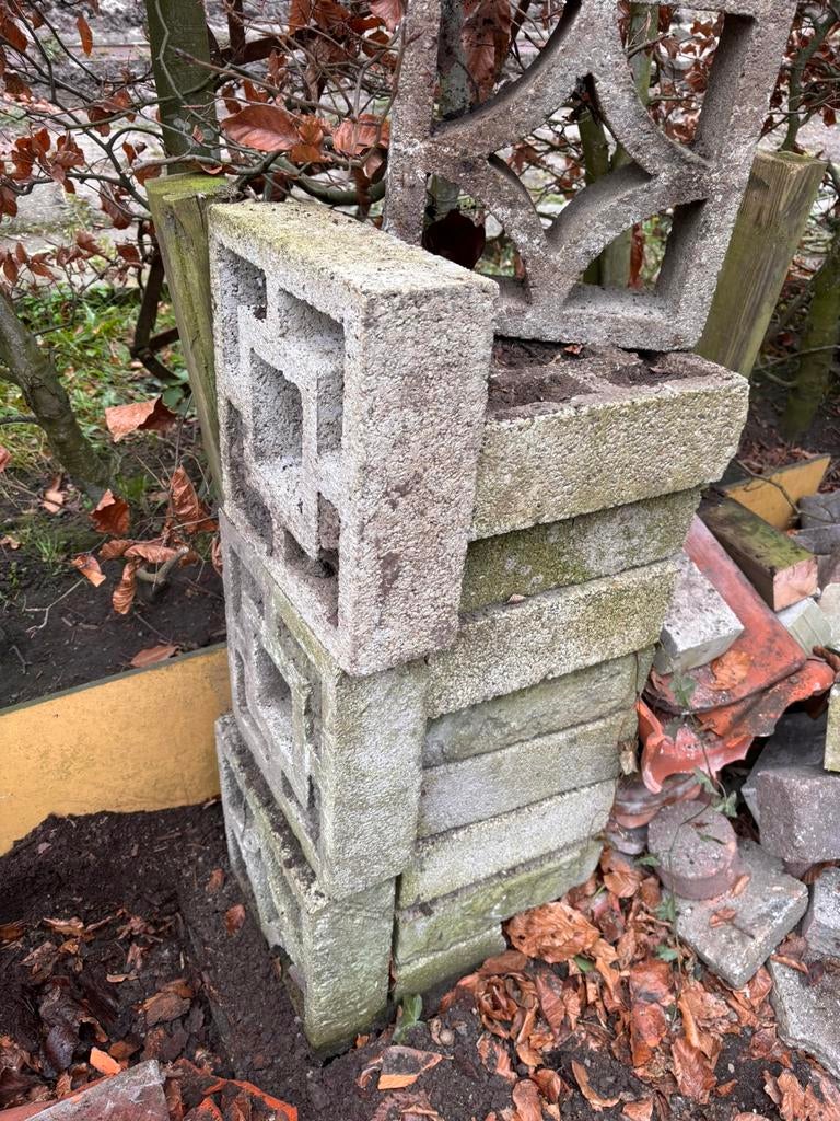 GRATIS Sierblokken beton 13x, Tuin en Terras, Ophalen, Zo goed als nieuw, Rond