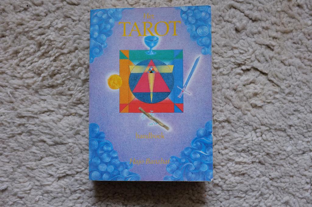 Het Tarot handboek ~ Hajo Banzhaf, Gelezen, Tarot of Kaarten leggen, Hajo Banzhaf, Ophalen of Verzenden