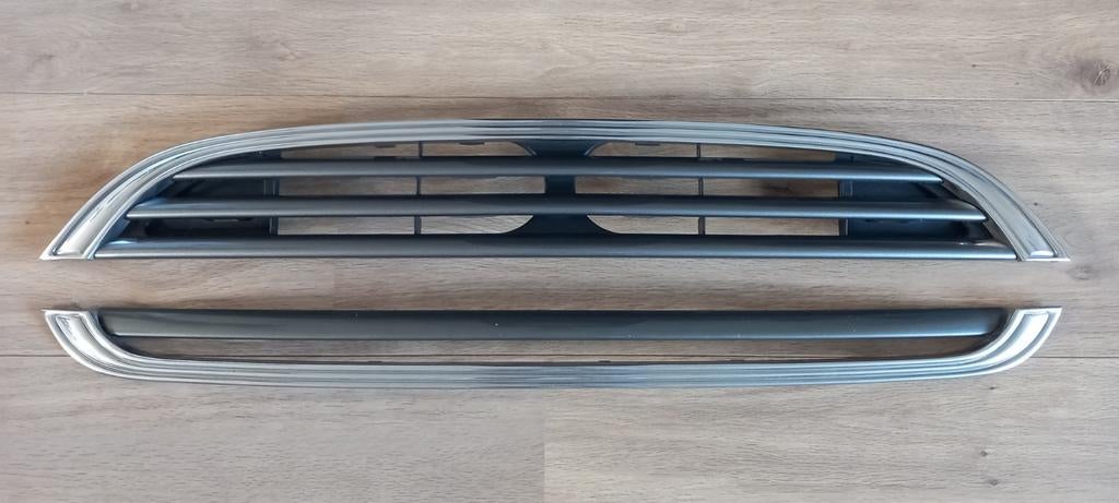 Grill Mini Coopers S R50 R52 R53 2002-2006, Auto-onderdelen, Ophalen of Verzenden, Mini, Bumper