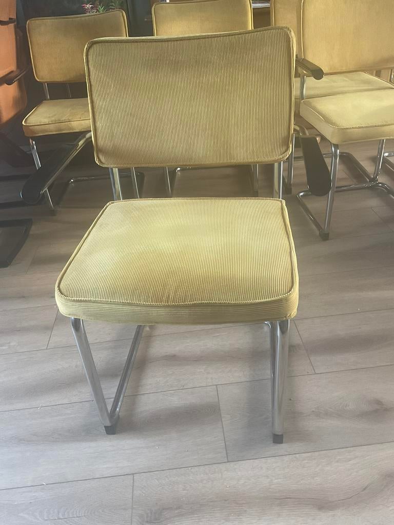 Gele ridge rib stoelen met armleuning, Ophalen, Zo goed als nieuw, Overige kleuren, Vijf, Zes of meer stoelen