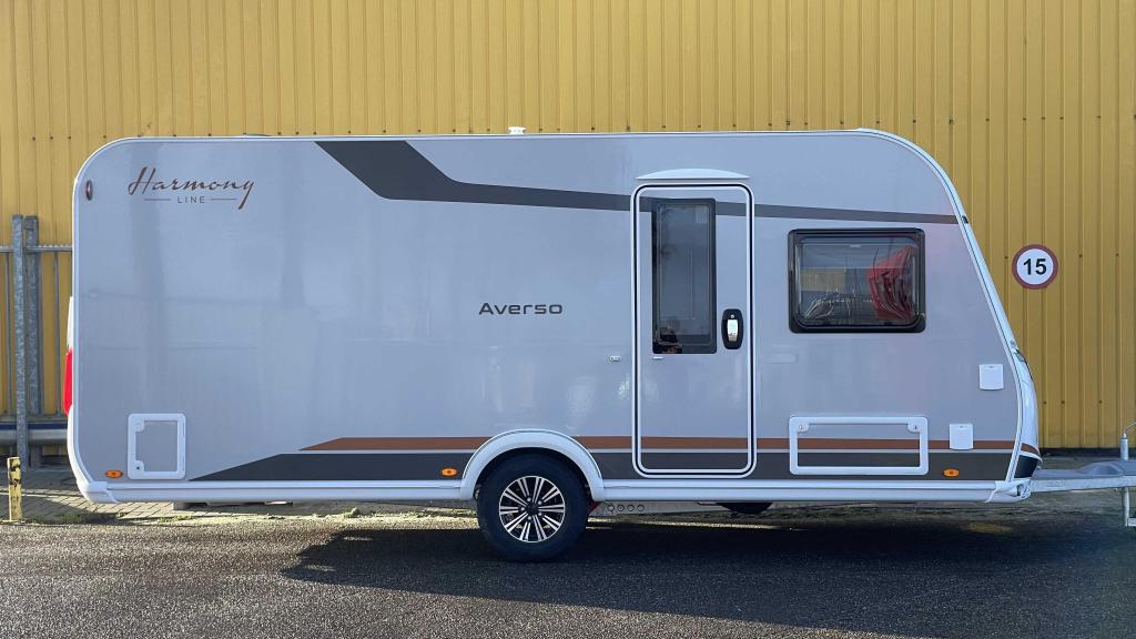 Bürstner Averso Harmony Line 465 TS, Caravans en Kamperen, Caravans, Bedrijf, Schokbreker, 5 tot 6 meter, 1250 - 1500 kg