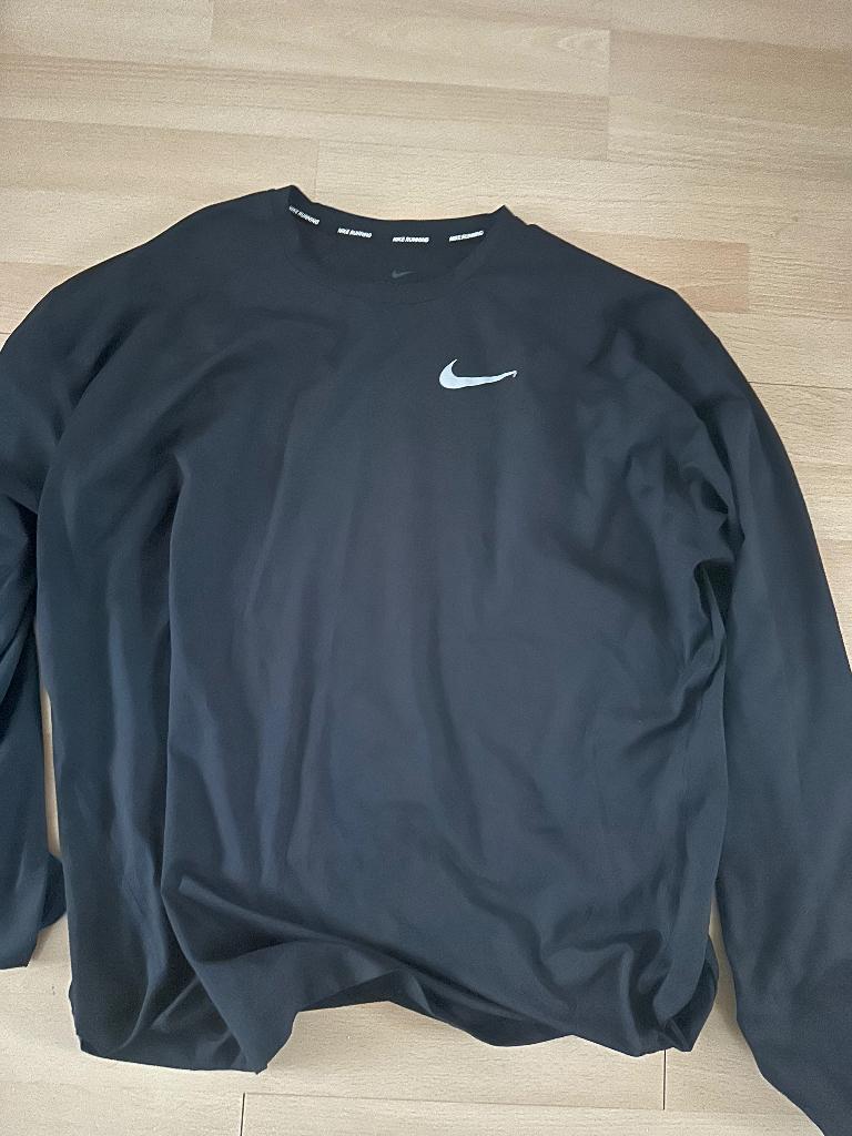 Nike running 3 t-shirts, Kleding | Heren, Sportkleding, Ophalen of Verzenden, Zo goed als nieuw, Zwart, Hardlopen of Fietsen