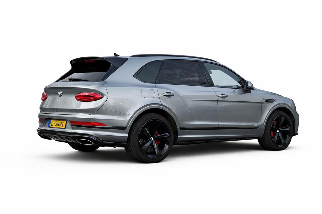 Bentley Bentayga 4.0 V8 / Pano / Naim / Carbon / Comf Seat /, Auto's, Automaat, Bentayga, Gebruikt, Leder