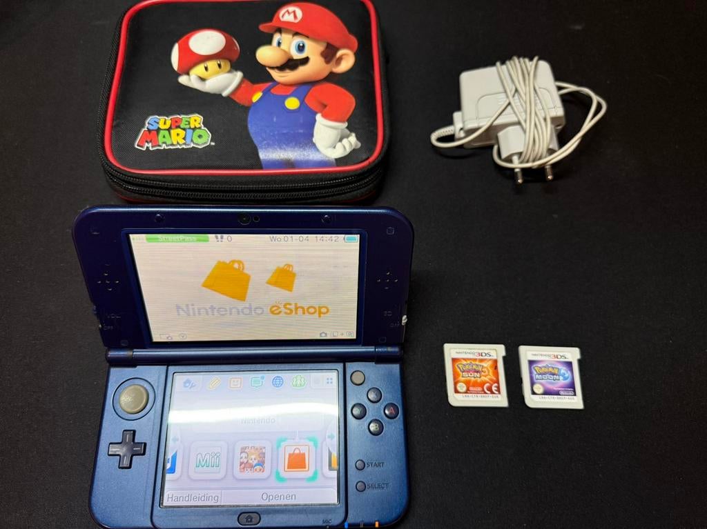 New Nintendo 3DS XL + Pokemon Sun & Moon, Spelcomputers en Games, Blauw, 3DS XL, Ophalen of Verzenden, Gebruikt