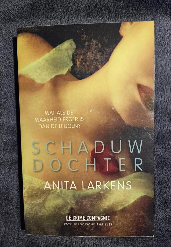 Anita Larkens - Schaduwdochter, Ophalen of Verzenden, Gelezen, Anita Larkens