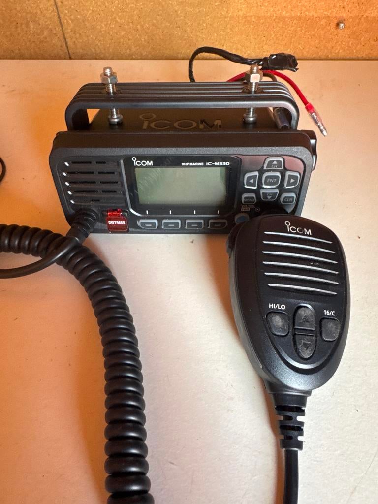 Icom VHF Marine IC-M330 met GPS antenne en marifoonantenne, Watersport en Boten, Ophalen, Zo goed als nieuw, Communicatie