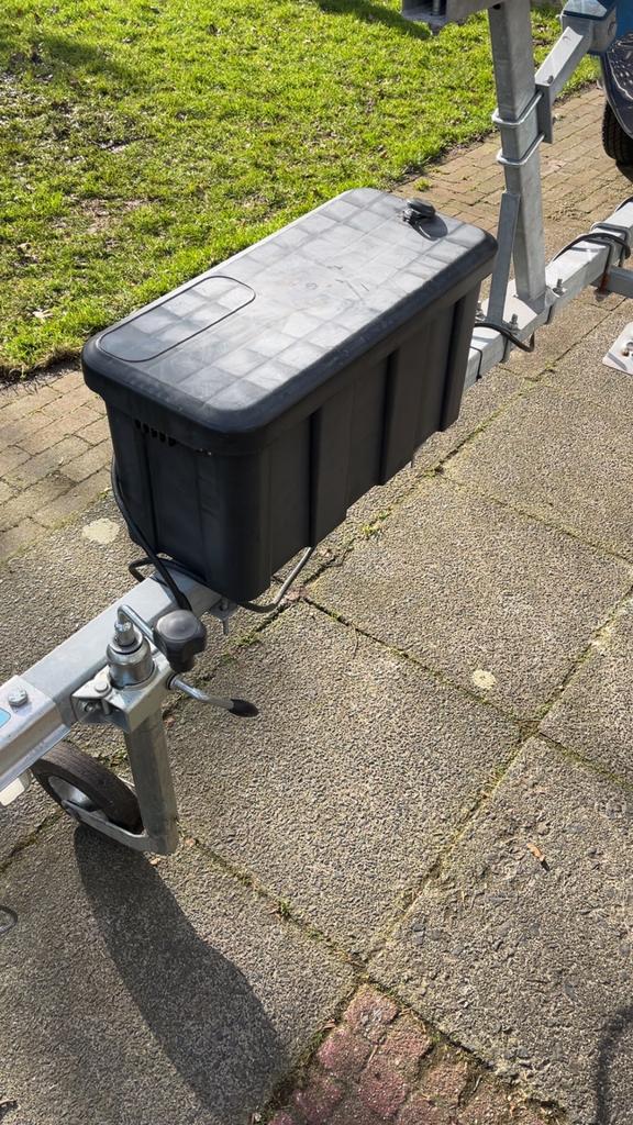 Mooie toer/visboot met 8 pk viertakt yamaha kortstaart, Watersport en Boten, Vis- en Consoleboten, Ophalen, Tot 10 pk, Zo goed als nieuw