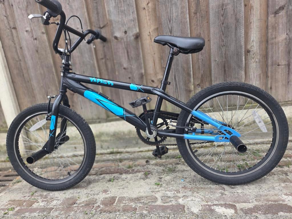 Mooie BMX fiets, Fietsen en Brommers, Fietsen | Crossfietsen en BMX, Ophalen, Staal, Voetsteunen