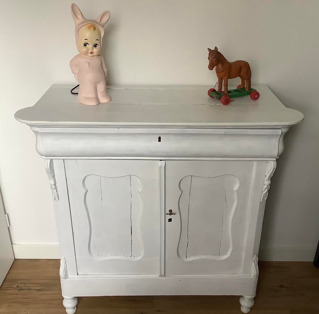 Oud biedermeier kastje, Ophalen, Gebruikt