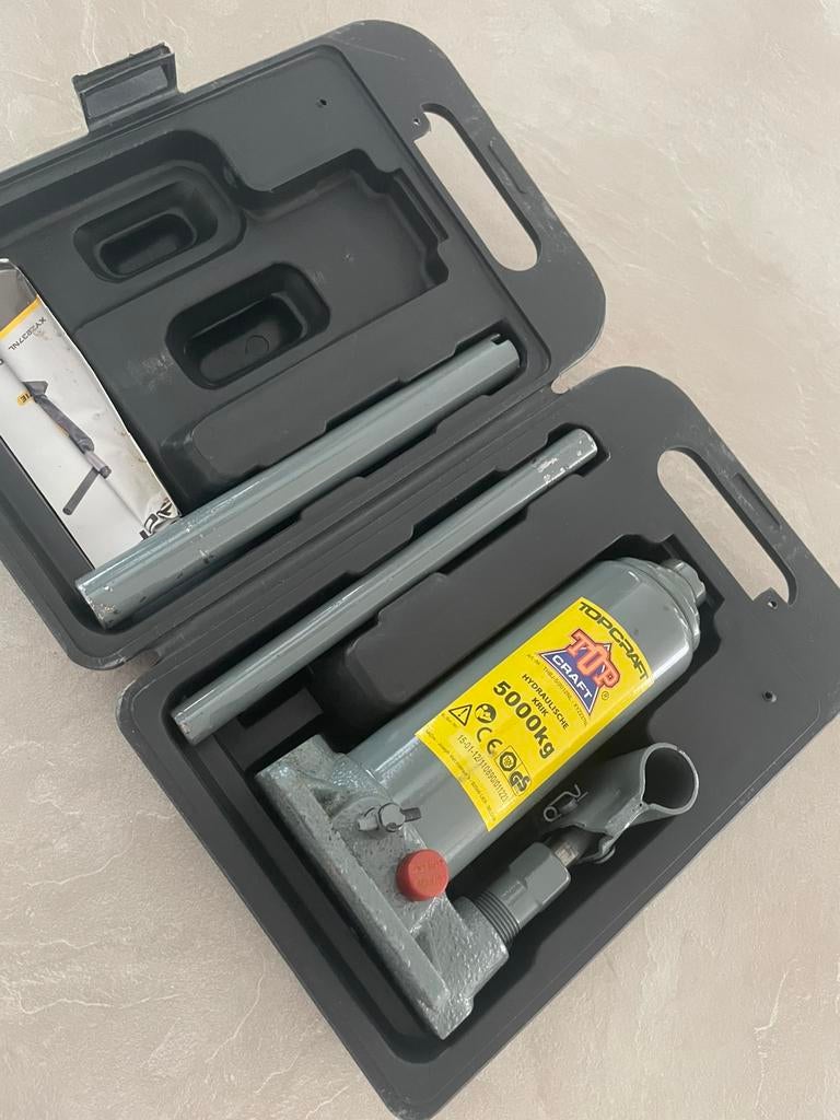 Nieuwe auto krik, Auto diversen, Krikken, Ophalen of Verzenden, Zo goed als nieuw, Hydraulisch, Garagekrik