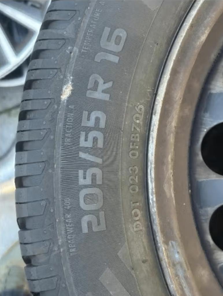 2 Michelin banden 2 Banden met stalen velg 205/55/r16 all s., Ophalen, Gebruikt