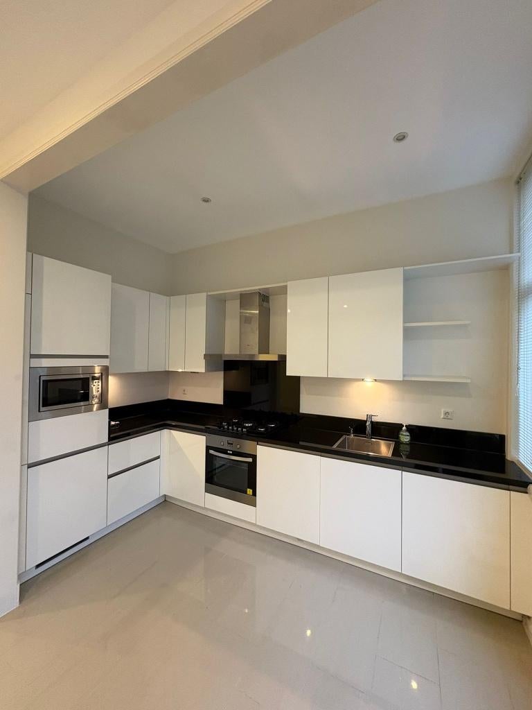 Luxe greeploze hoogglans keuken+composiet blad GEDEMONTEERD, Wit, Hoekkeuken, Ophalen of Verzenden, Zo goed als nieuw