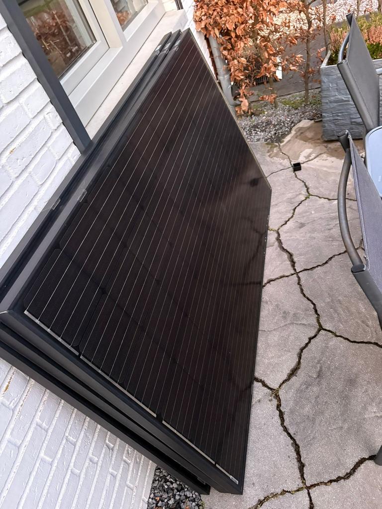 Zonnepaneel set 300Wp + micro-omvormer (plug & play), Doe-het-zelf en Verbouw, Zonnepanelen en Toebehoren, Ophalen of Verzenden