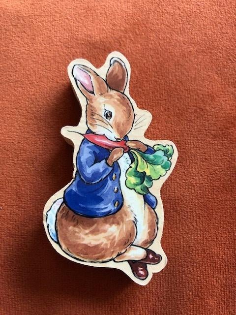 Beatrix Potter Magneet Peter Rabbit with Carrot, Nieuw, Ophalen of Verzenden, Nieuw, Dier