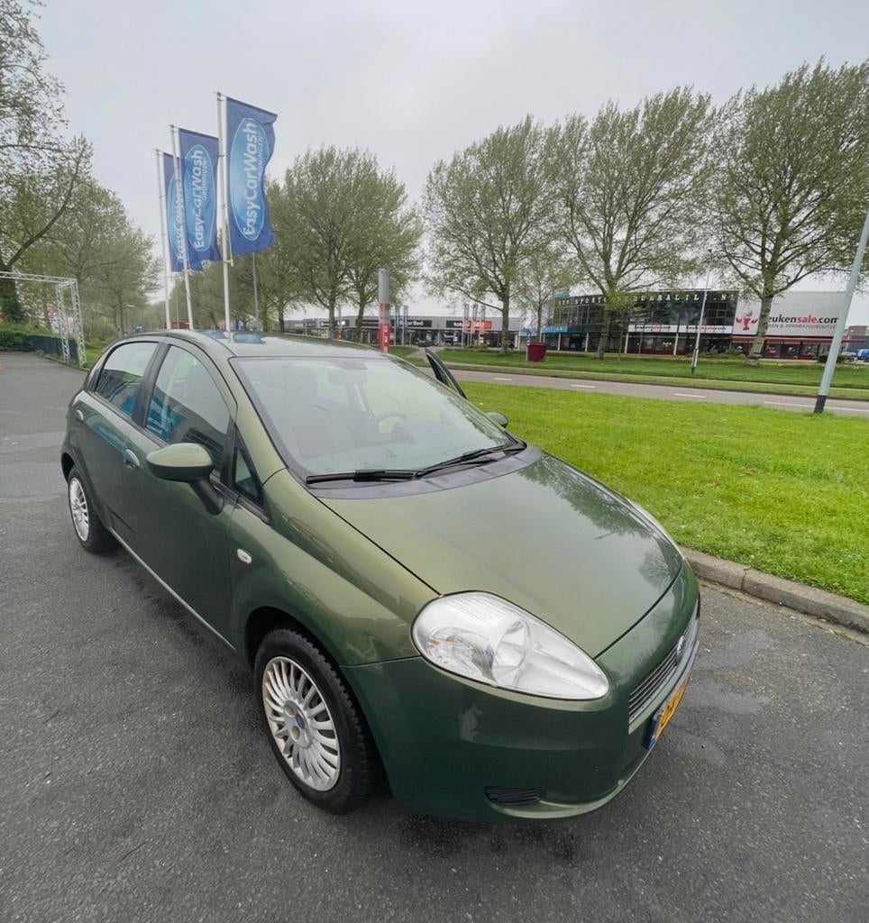 Fiat Punto 1.4 5DR Grande AUT 2006 Groen, 40 €/maand, 4 cilinders, 400 kg, Origineel Nederlands