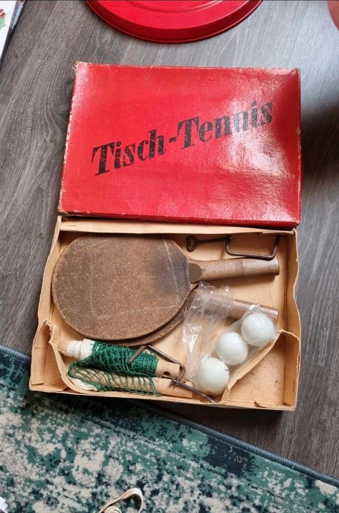 Vintage Tafeltennis Set - Oud en Compleet, Sport en Fitness, Tafeltennis, Ophalen of Verzenden, Gebruikt, Net, Batje(s) of Balletje(s)