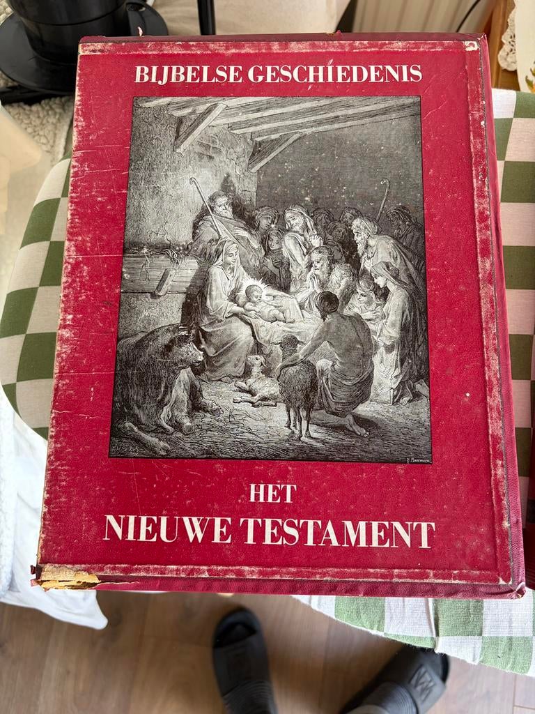 Bijbelse bundel, oude en niuewe testament, Boeken, Ophalen of Verzenden, Gelezen, Christendom | Katholiek