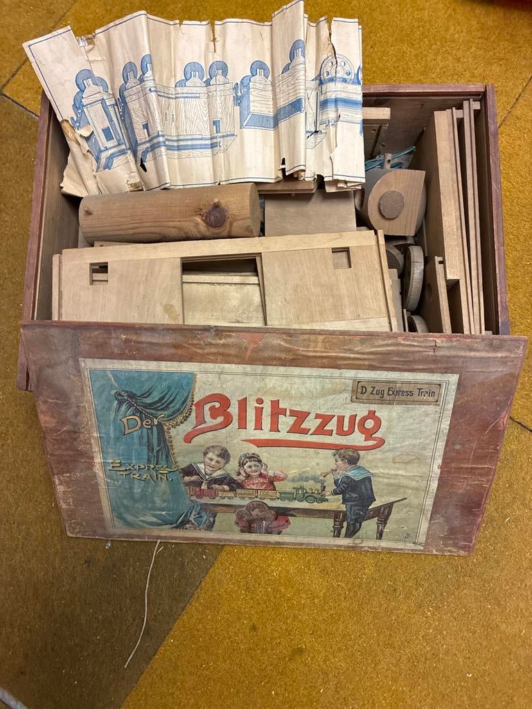 Vintage Houten Modelbouwset: Der Blitzzug Express Train, Hobby en Vrije tijd, Modelbouw | Auto's en Voertuigen, Gebruikt, Overige typen