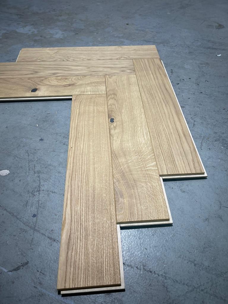 62m2 Visgraat eiken hout €39,5 pm2 parketvloer, Parket, Overige kleuren, 75 m² of meer, Nieuw