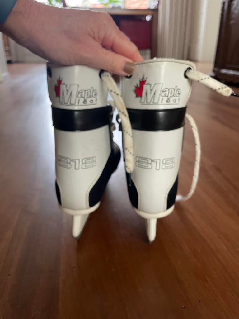 Maple Schaatsen - Maat 32, Ophalen of Verzenden, Zo goed als nieuw, IJshockeyschaatsen, Maple