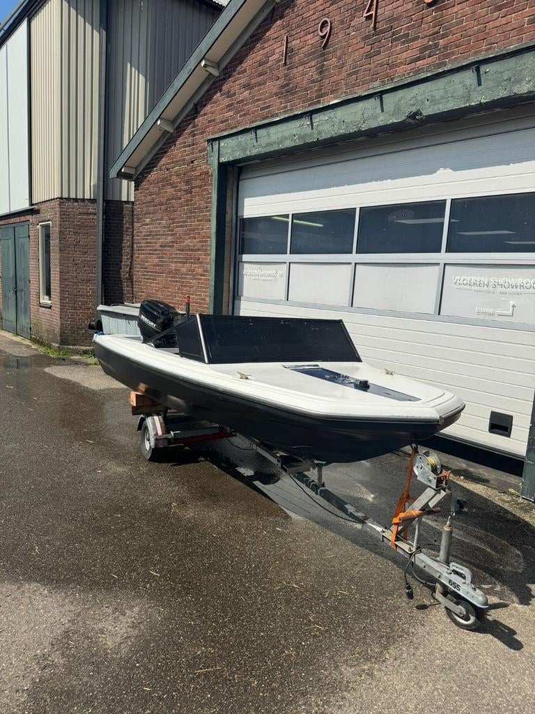 Leuke Beekman speedboot met 60pk Mercury - Opknapper, Watersport en Boten, Gebruikt, 50 pk of meer, Ophalen of Verzenden, Snelvarend