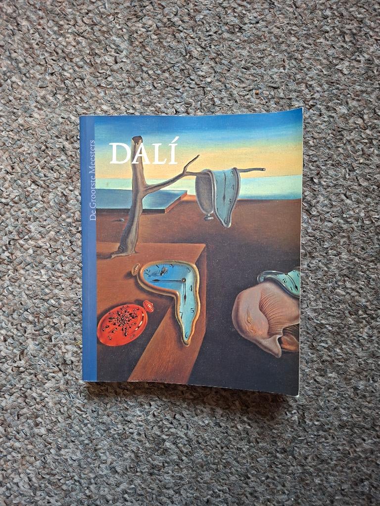 Dali, Ophalen of Verzenden, Gelezen