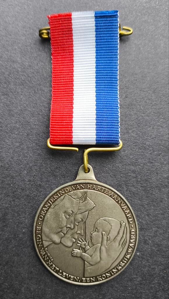 Penning geboorte Amalia, Postzegels en Munten, Penningen en Medailles, Overige materialen, Verzenden