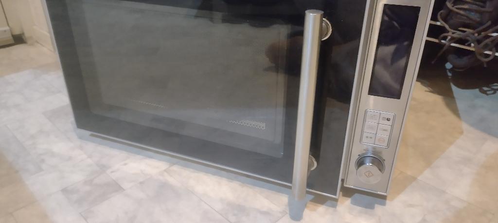 Magnetron combi, Witgoed en Apparatuur, Combimagnetron, Gebruikt, Ophalen of Verzenden, Draaiplateau