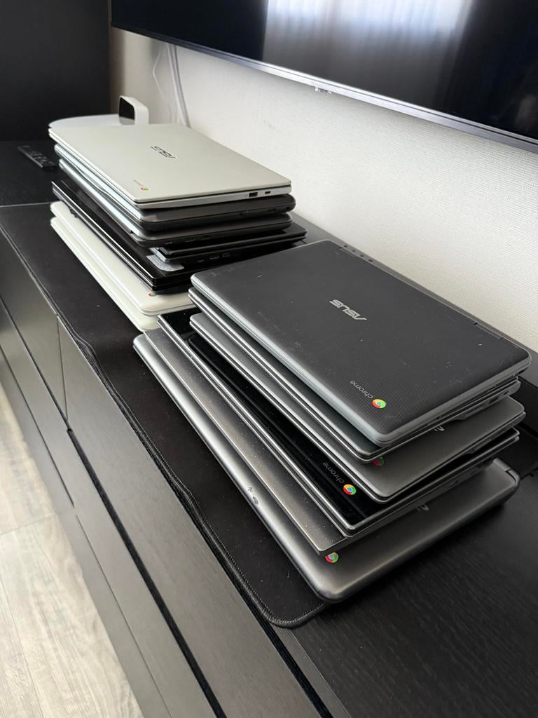 13x Chromebooks, Ophalen, 4 GB of minder, Divers, Zo goed als nieuw