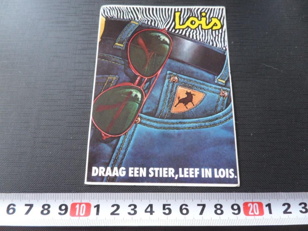 sticker 122 draag een stier, leef in LOIS jeans, Ophalen, Zo goed als nieuw