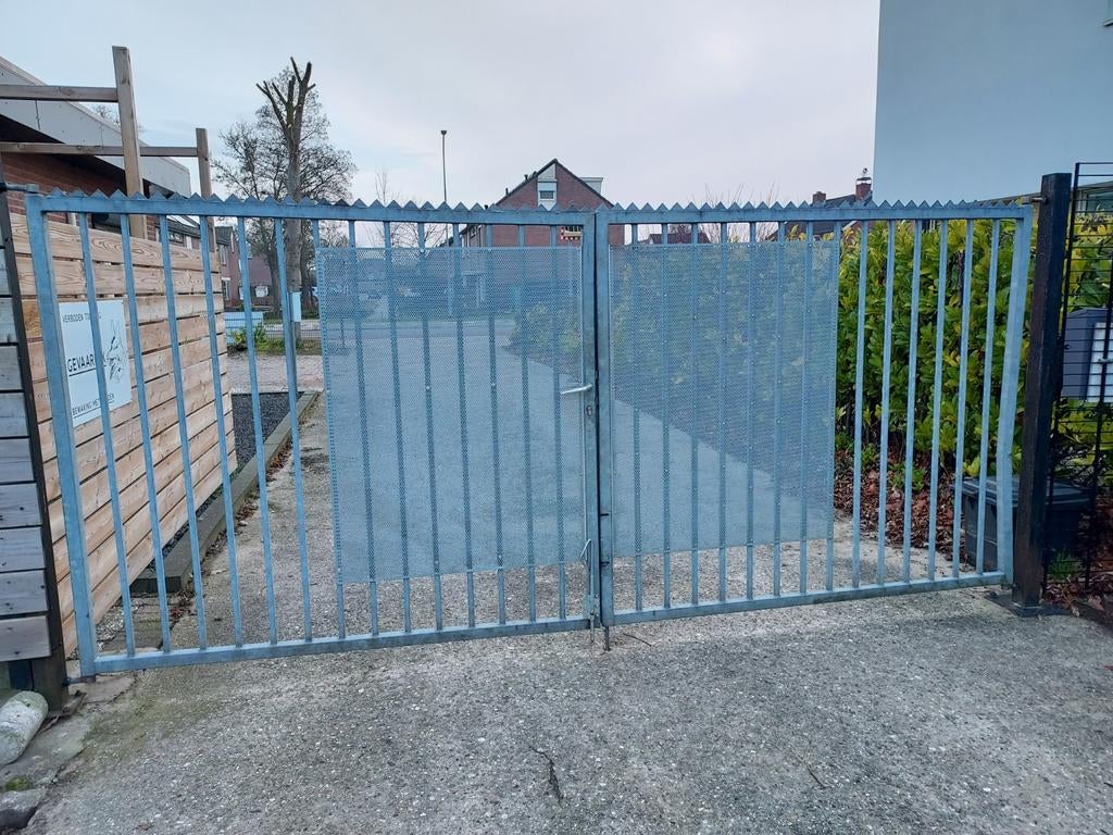 Poorten te koop, Tuin en Terras, Tuinpoorten, Ophalen, Gebruikt, 150 tot 200 cm, IJzer