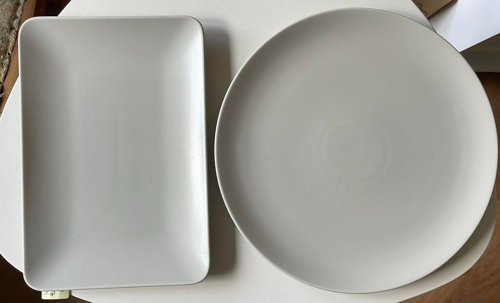 2 Färgklar servies schalen, Huis en Inrichting, Keuken | Servies, Ophalen of Verzenden, Zo goed als nieuw, Overige stijlen, Schaal of Schalen