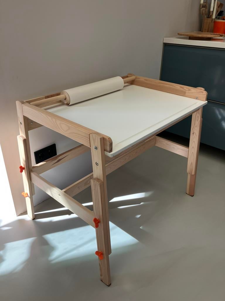 Ikea Flisat verstelbaar kinderbureau, Ophalen, Zo goed als nieuw, Stoel(en)