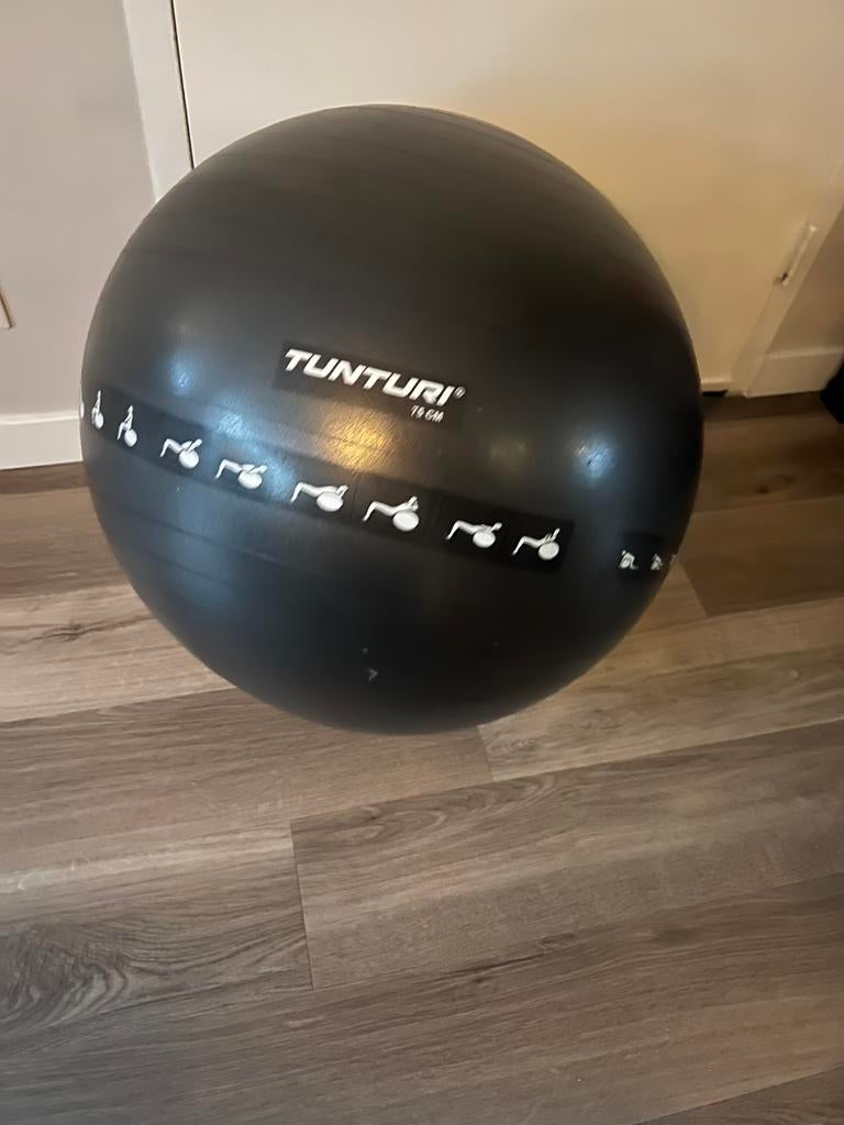Zwangerschap en yoga bal, Sport en Fitness, Fitnessmaterialen, Ophalen of Verzenden, Zo goed als nieuw, Fitnessbal