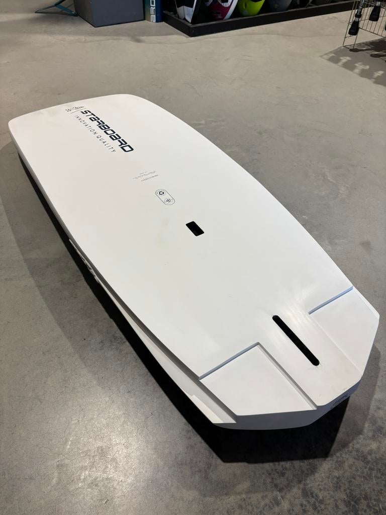 Starboard Foil X 125 + Starboard Evolution Windfoil set, Ophalen, Zo goed als nieuw, Plank, 7 m² of meer