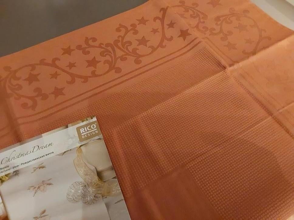 Rico kerstkleed met ingeweven aida rand, Ophalen of Verzenden, Nieuw, Borduurpakket