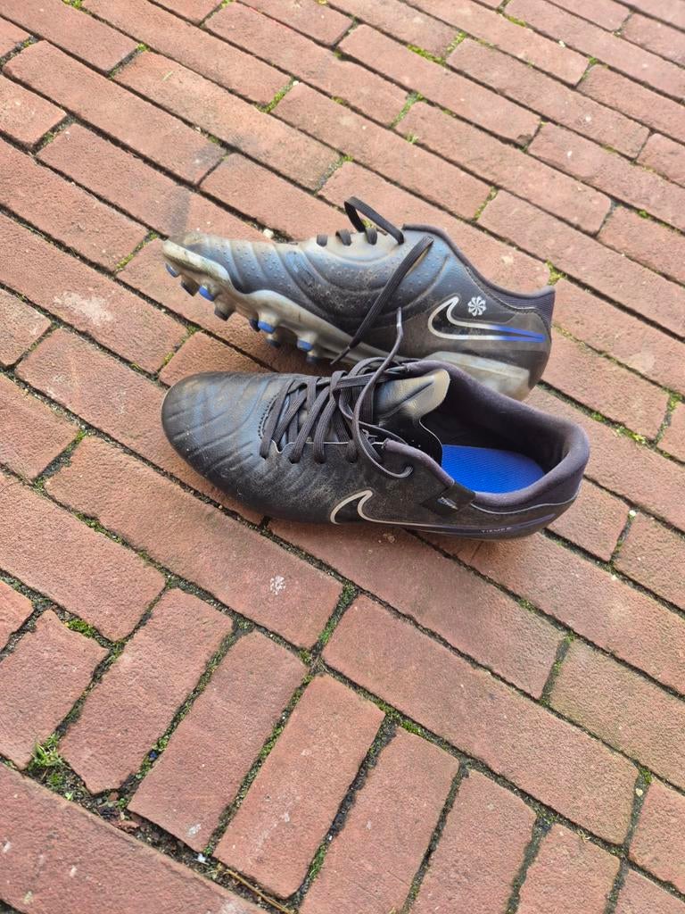 Nike Voetbalschoenen Maat 40.5, Maat XS of kleiner, Ophalen of Verzenden, Gebruikt, Schoenen