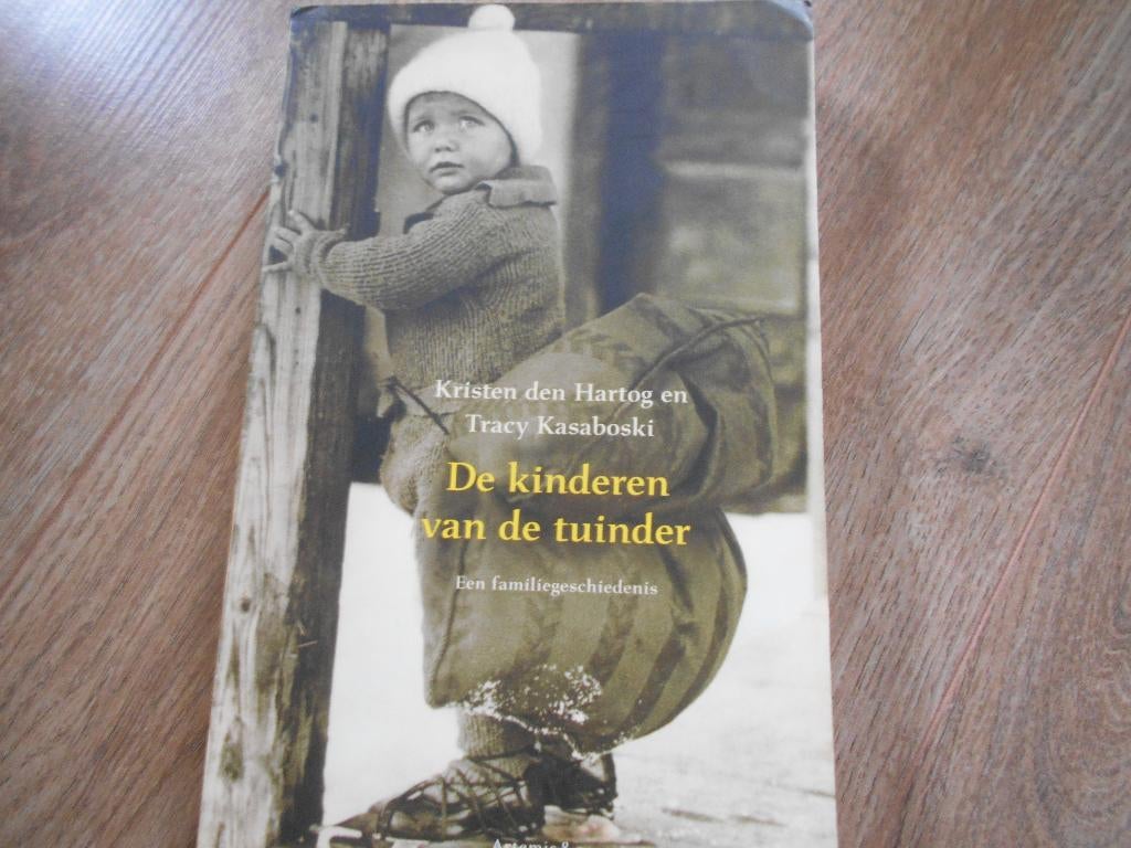 Kristen den Hartog De kinderen van de tuinder, Boeken, Ophalen of Verzenden, Tweede Wereldoorlog, Zo goed als nieuw, Overige onderwerpen