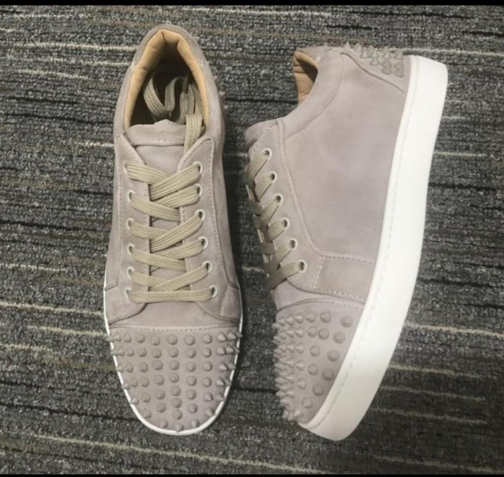 Louboutin sneakers (ook direct op te halen), Ophalen of Verzenden, Nieuw, Overige kleuren