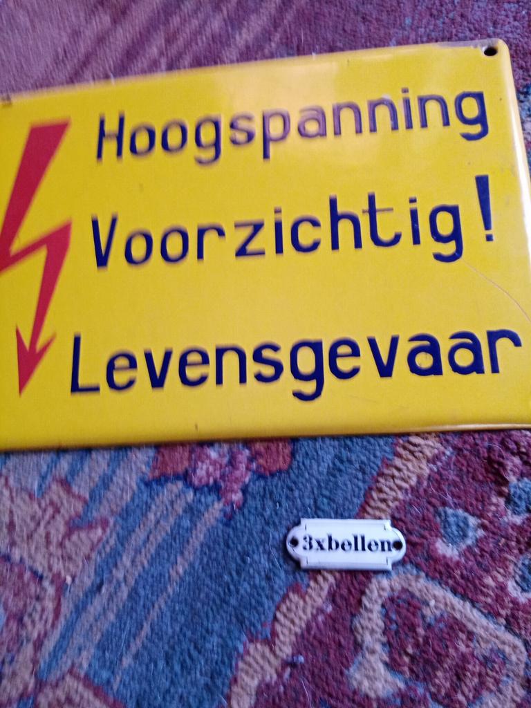 Aardig formaat oud emaille bord hoogspanning, Ophalen of Verzenden, Gebruikt, Reclamebord
