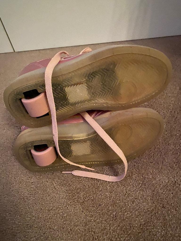 Heelys met licht, Verzenden, Zo goed als nieuw